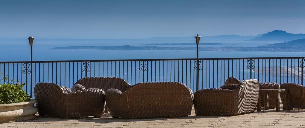 Domaine Du Mont Leuze Villa Villefranche-sur-Mer Exterior photo